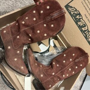 TECOVAS KRISTOPHER BROCK